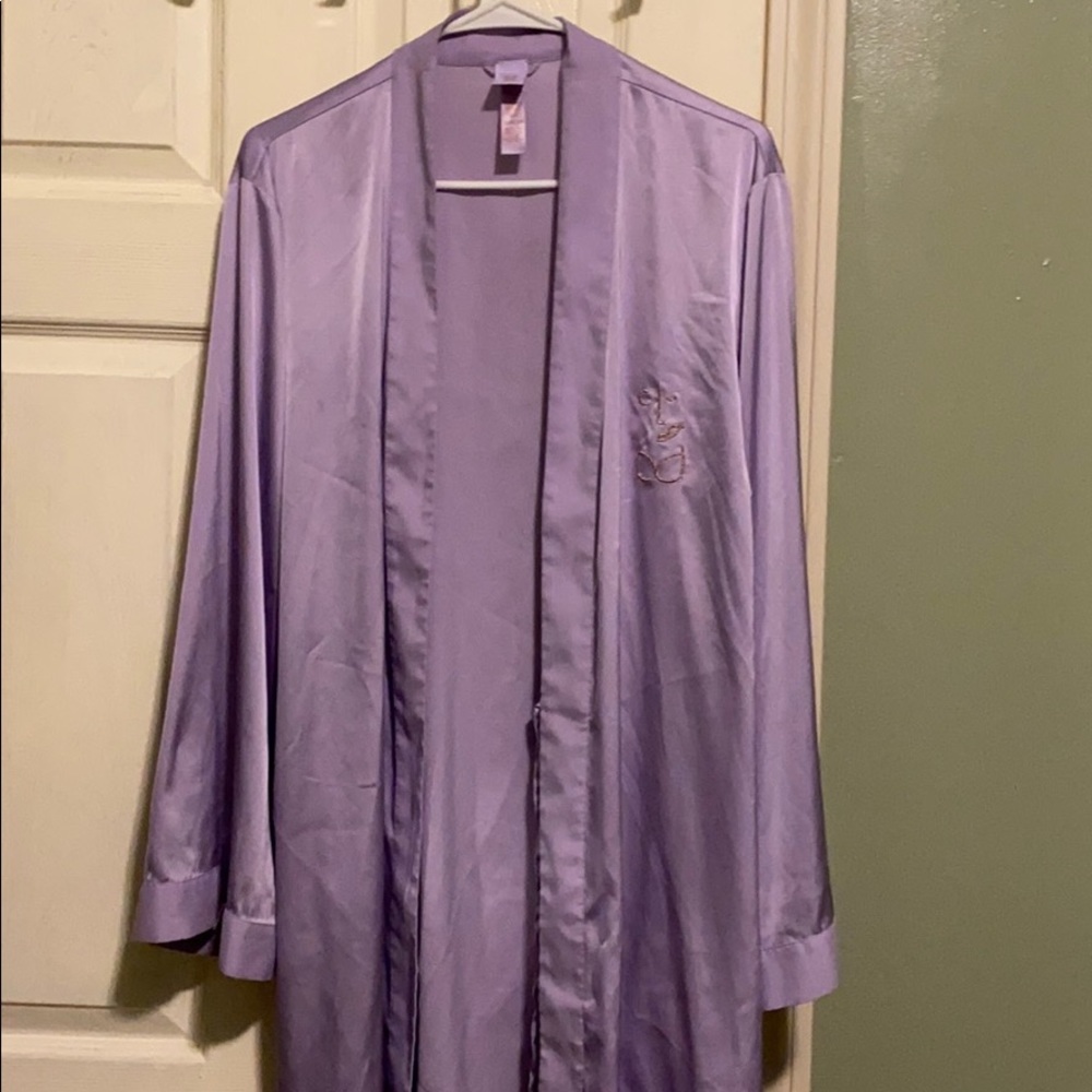 Savage Fenty sati robe